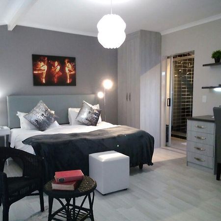 Mulenvo Guest House Bloubergstrand Exteriér fotografie